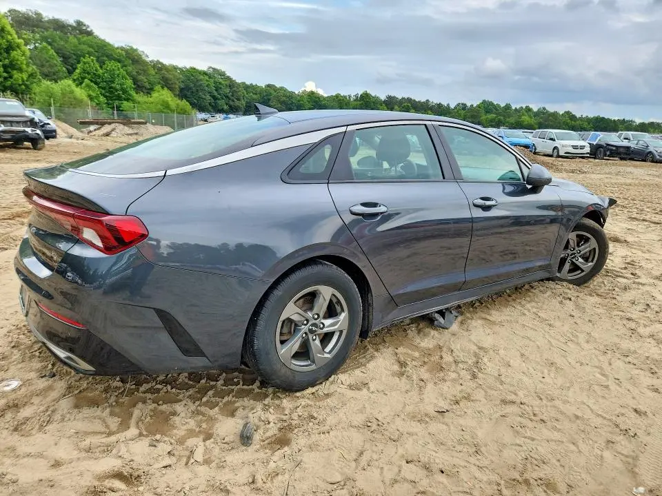 2022 KIA K5 LXS  