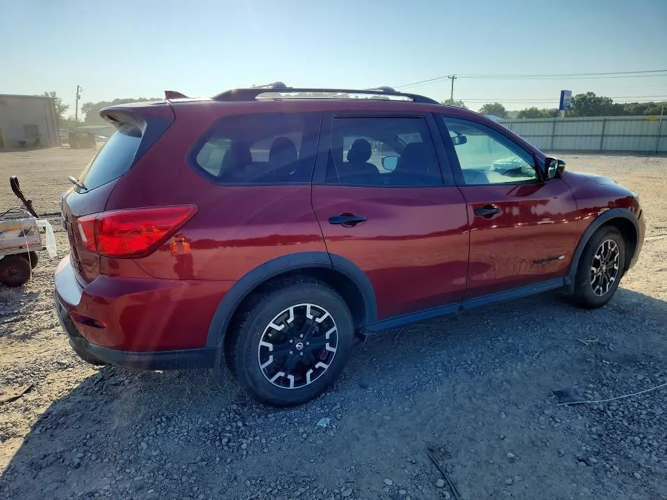 2020 NISSAN PATHFINDER SV  