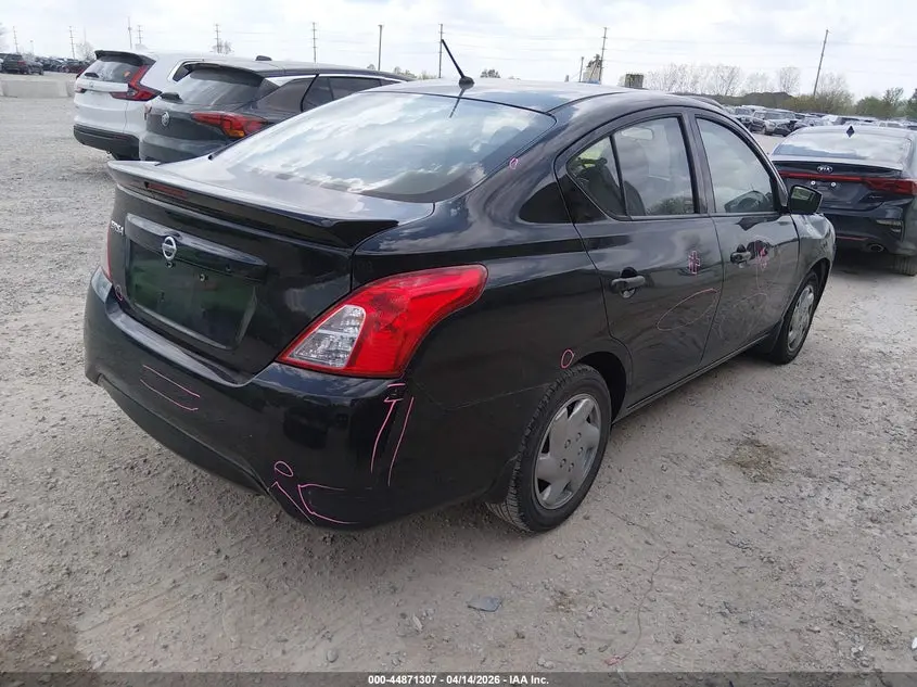 2017 NISSAN VERSA 1.6 S+
