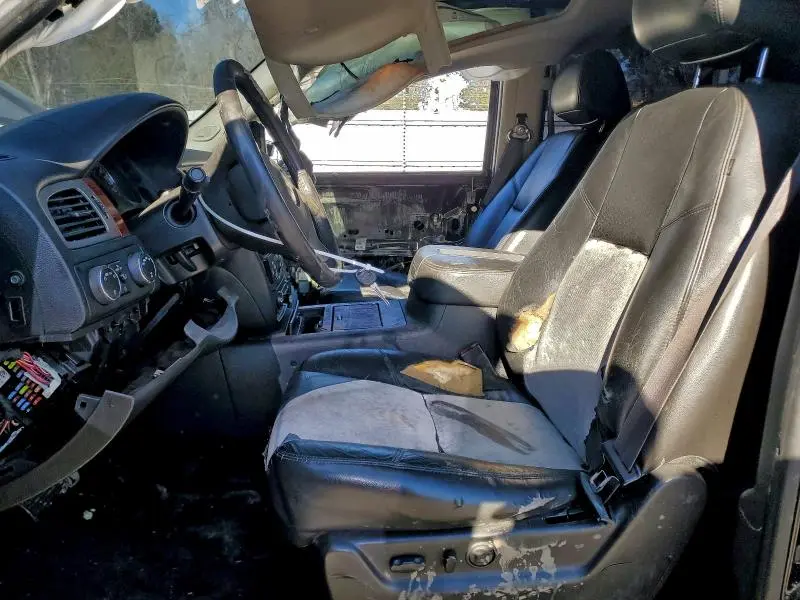 2012 CHEVROLET SUBURBAN K1500 LTZ  