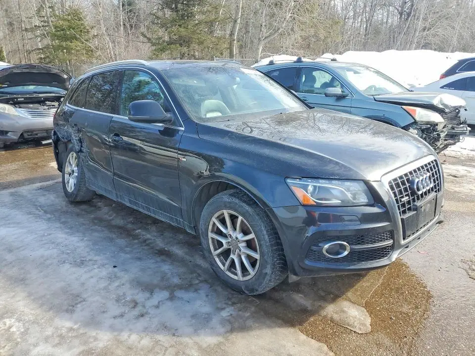 2011 AUDI Q5 PREMIUM PLUS  