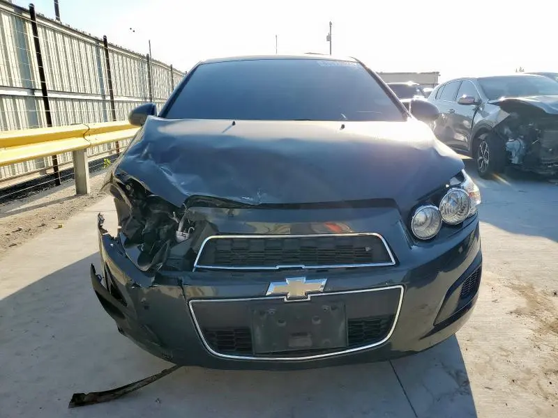 2016 CHEVROLET SONIC LT  