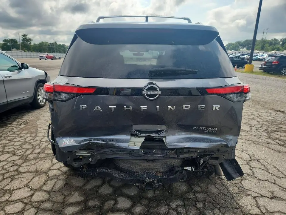2023 NISSAN PATHFINDER PLATINUM  