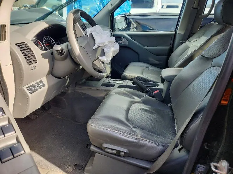 2019 NISSAN FRONTIER SL  