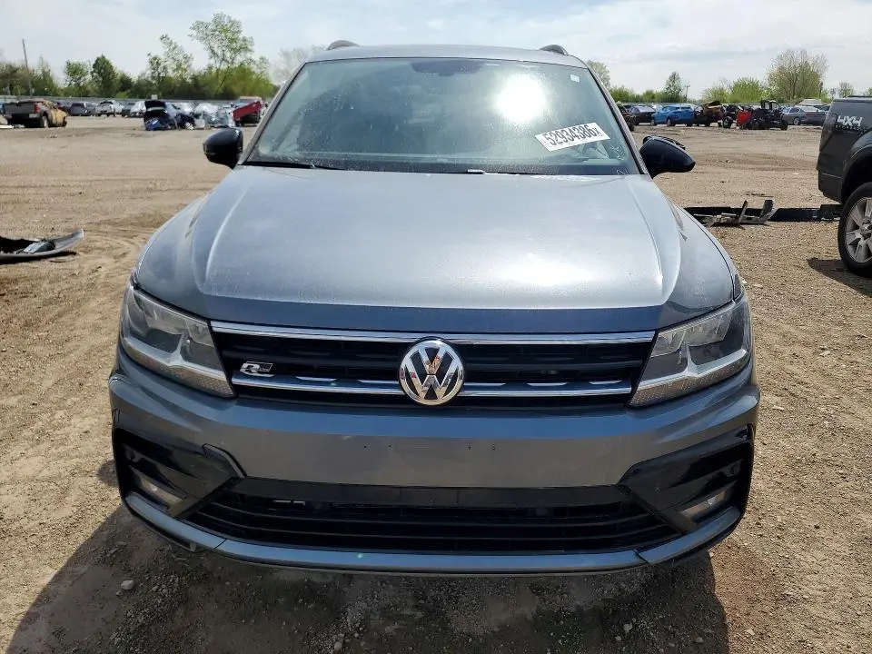 2021 VOLKSWAGEN TIGUAN SE  