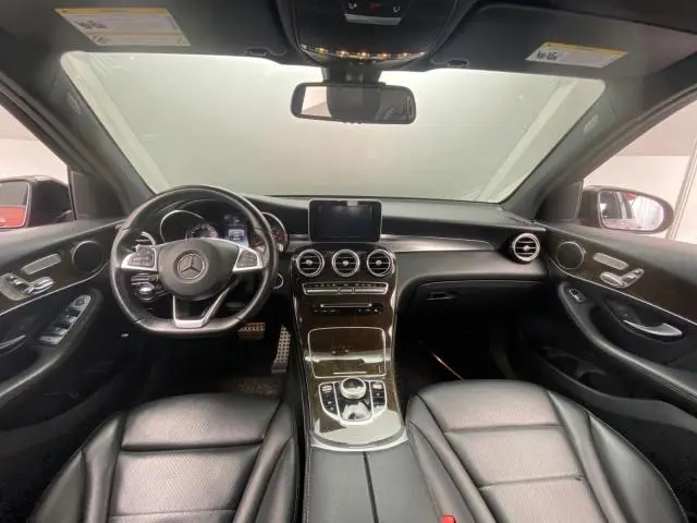 2019 MERCEDES-BENZ GLC 300  