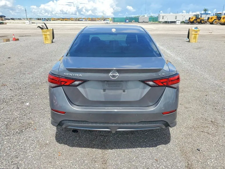 2021 NISSAN SENTRA SR  