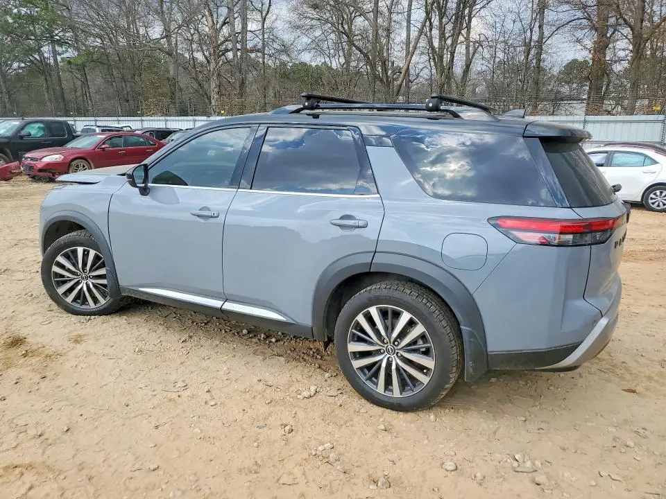 2022 NISSAN PATHFINDER PLATINUM  