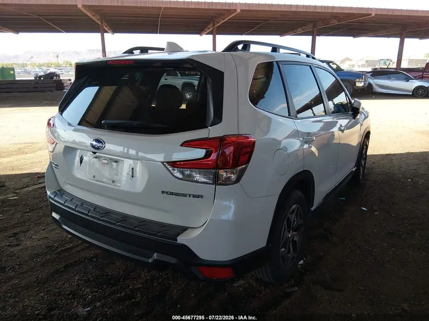 2022 SUBARU FORESTER PREMIUM