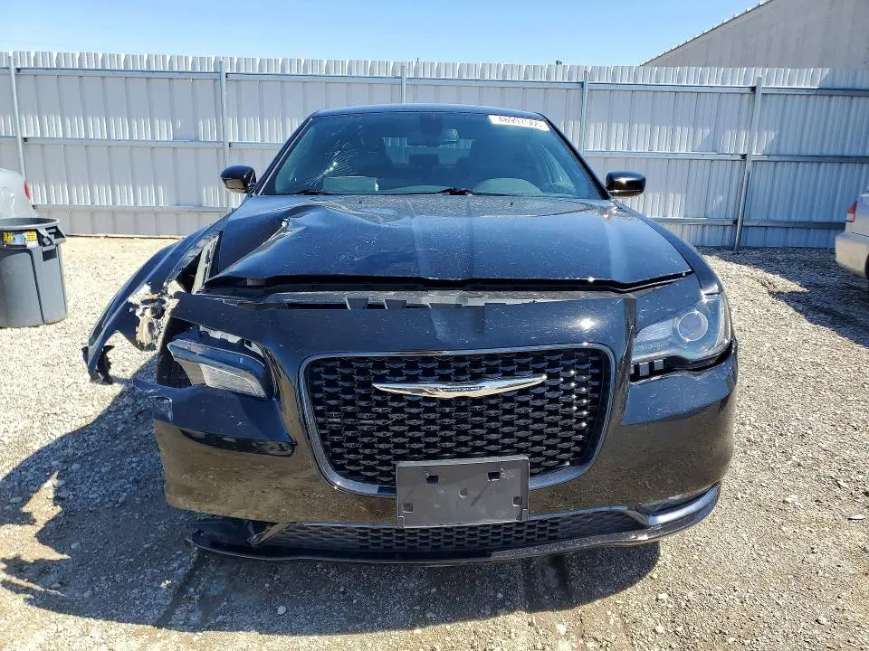 2017 CHRYSLER 300 S  