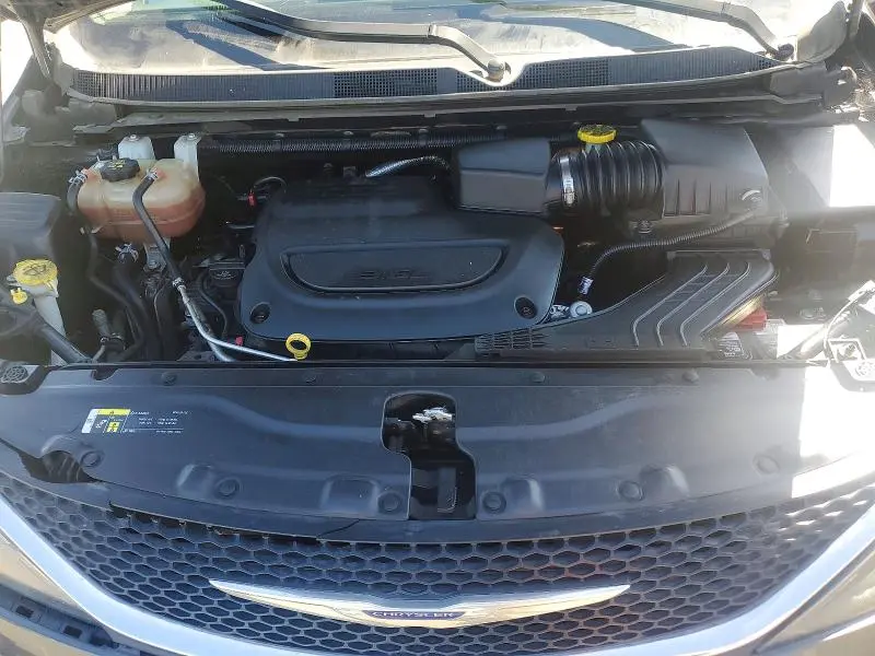 2020 CHRYSLER VOYAGER LX  