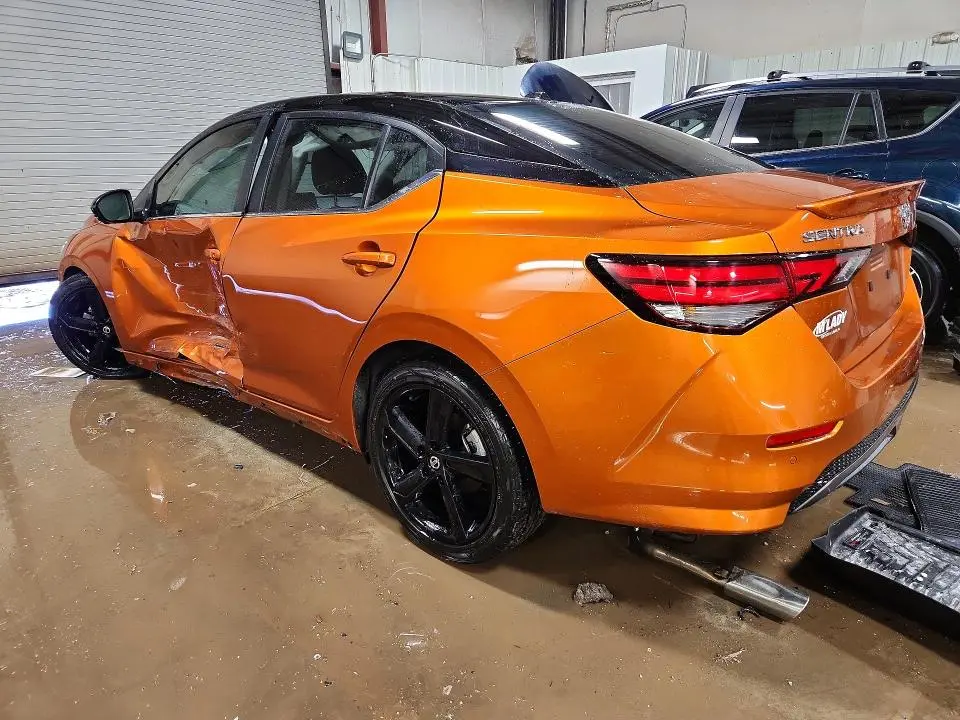 2021 NISSAN SENTRA SR  