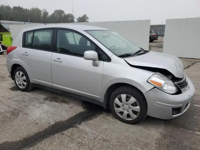2011 NISSAN VERSA S