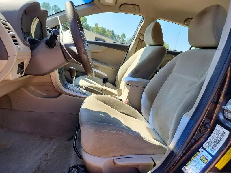 2010 TOYT COROLLA LE   
