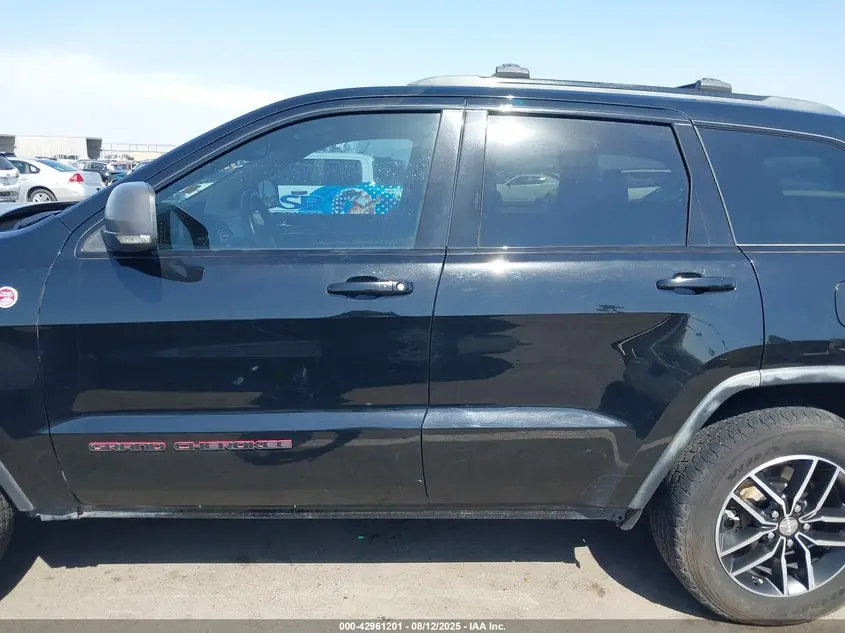 2020 JEEP GRAND CHEROKEE TRAILHAWK 4X4