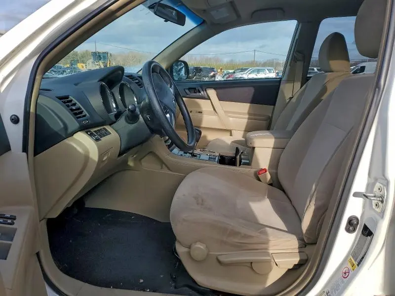 2013 TOYOTA HIGHLANDER BASE  