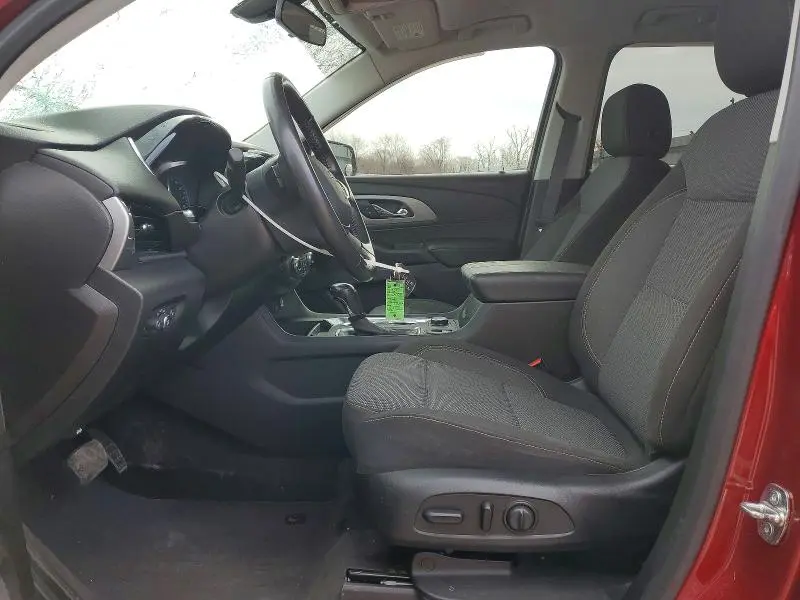 2020 CHEVROLET TRAVERSE LT  