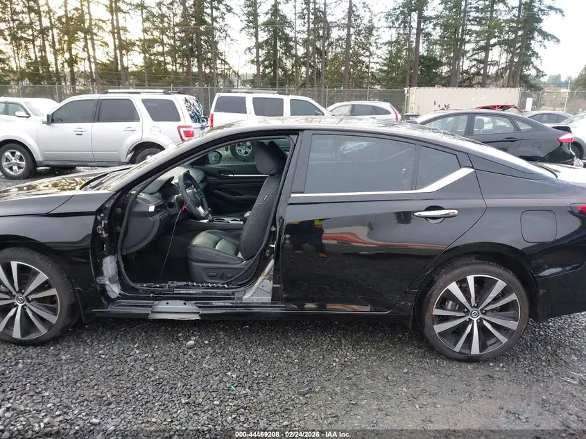 2022 NISSAN ALTIMA PLATINUM INTELLIGENT AWD