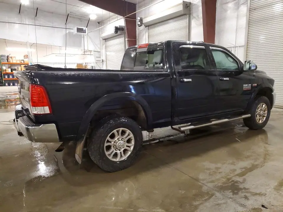 2015 RAM 2500 SLT  