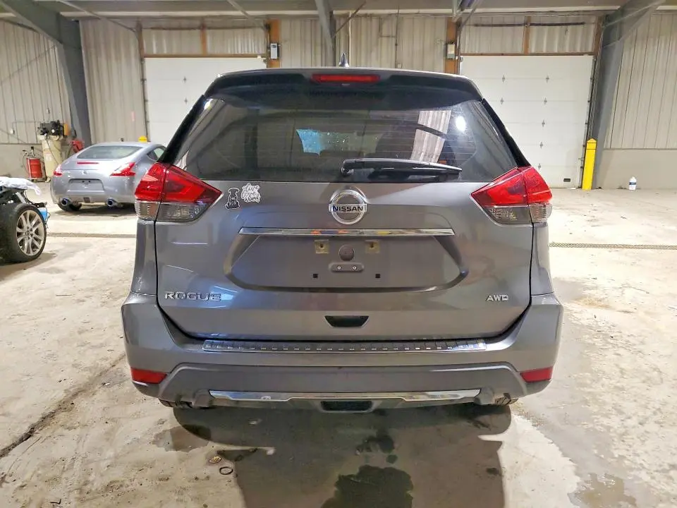 2017 NISSAN ROGUE S  