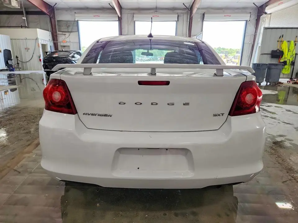 2012 DODGE AVENGER SXT  