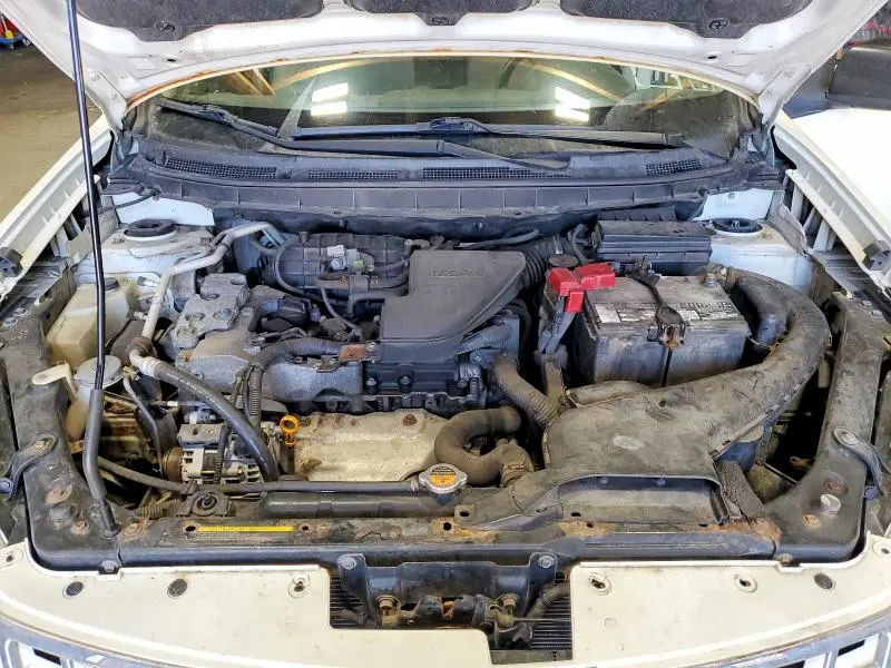 2010 NISSAN ROGUE S  