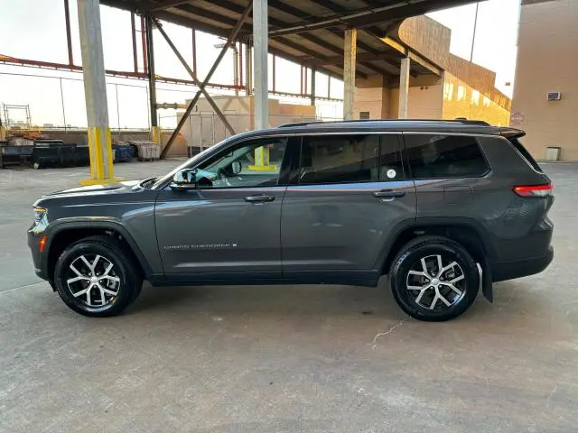 2023 JEEP GRAND CHEROKEE L LIMITED  