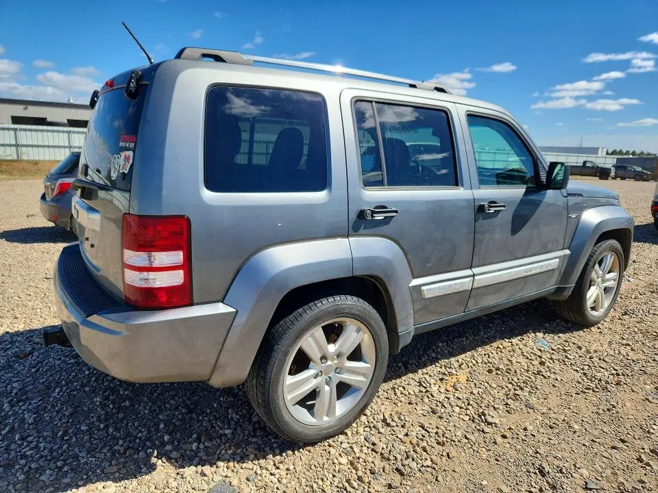 2012 JEEP LIBERTY JET  