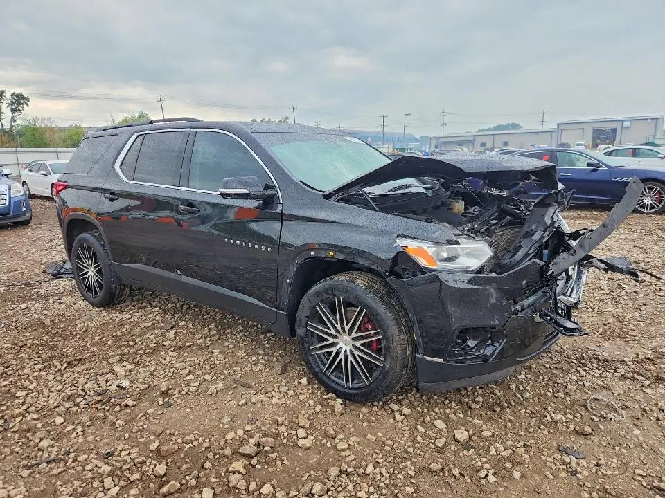 2020 CHEVROLET TRAVERSE LT  