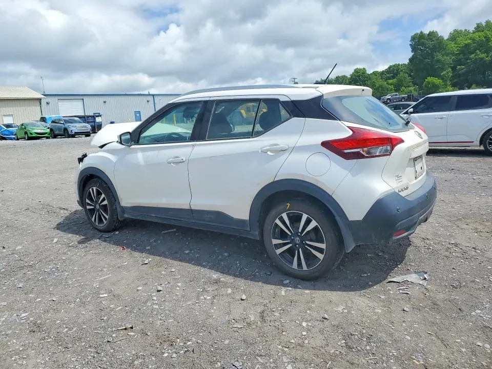 2020 NISSAN KICKS SV  