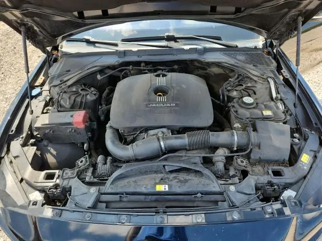 2017 JAGUAR XE   