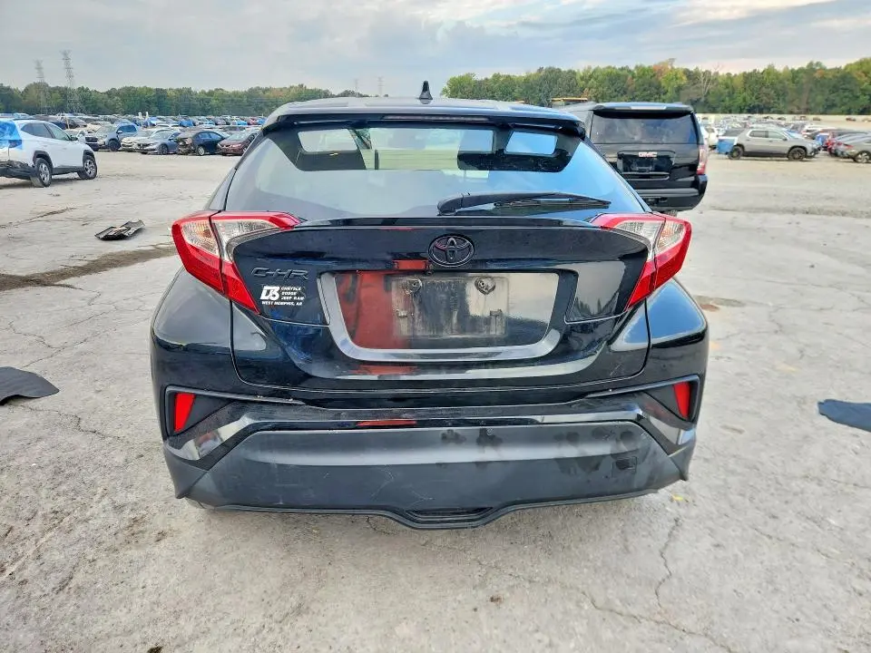 2022 TOYOTA C-HR NIGHTSHADE  