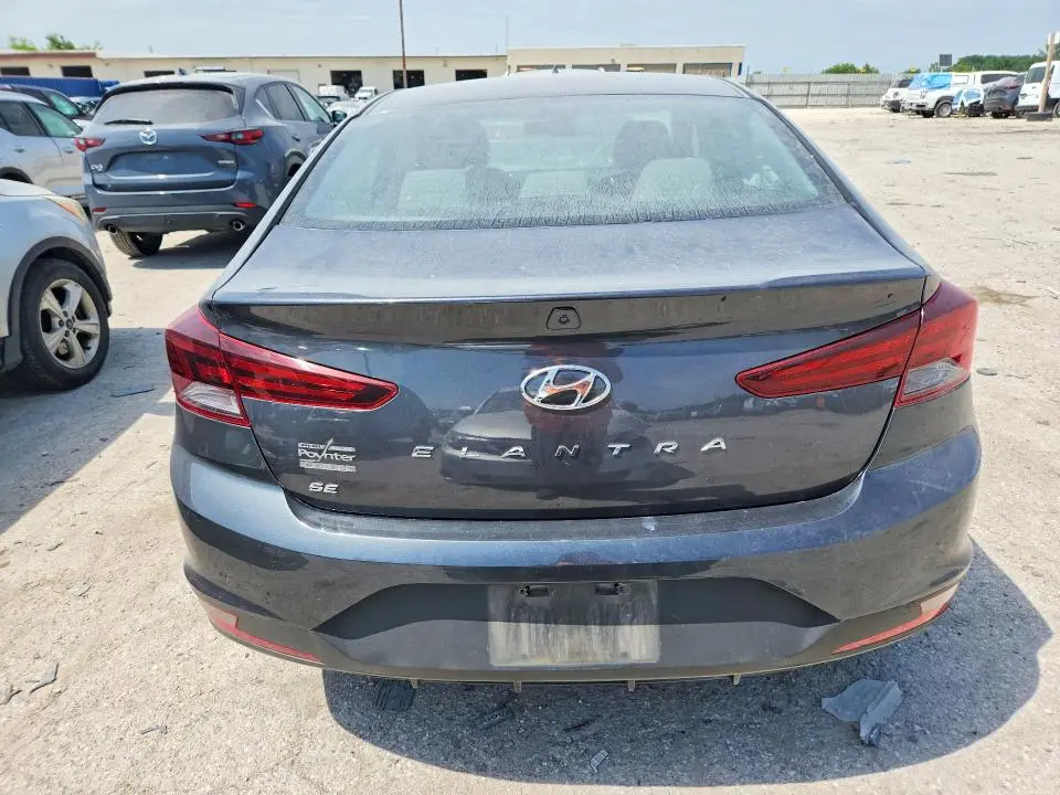 2020 HYUNDAI ELANTRA SE  