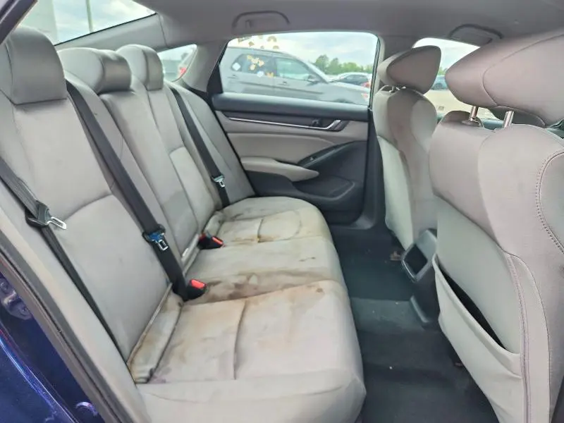 2019 HONDA ACCORD LX  