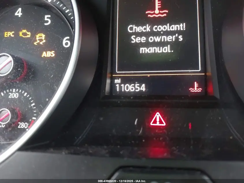 2016 VOLKSWAGEN GOLF GTI AUTOBAHN W/PERFORMANCE PACKAGE 4-DOOR