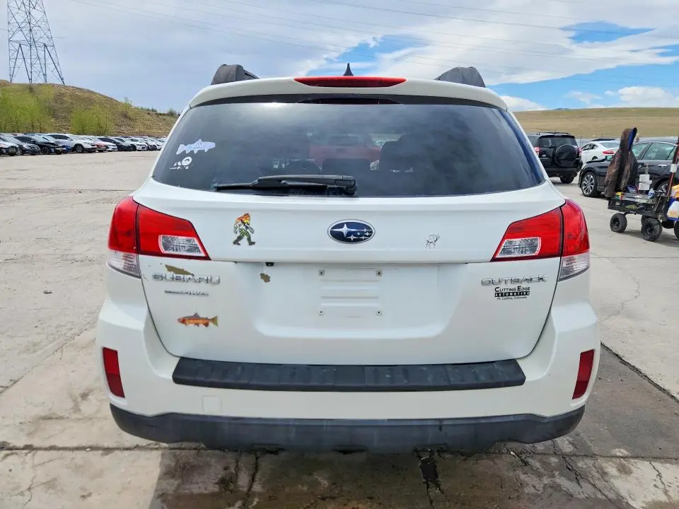 2013 SUBARU OUTBACK 2.5I LIMITED  