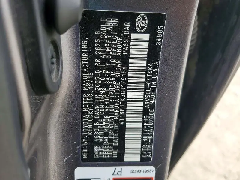 2016 TOYOTA CAMRY SE  
