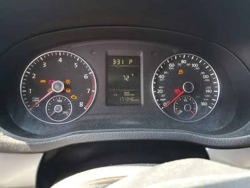2014 VOLKSWAGEN PASSAT S  