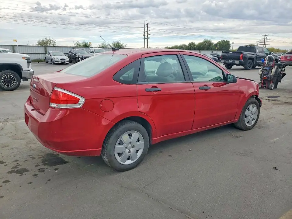 2010 FORD FOCUS S  
