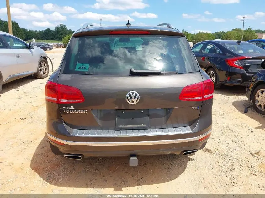 2016 VOLKSWAGEN TOUAREG TDI LUX