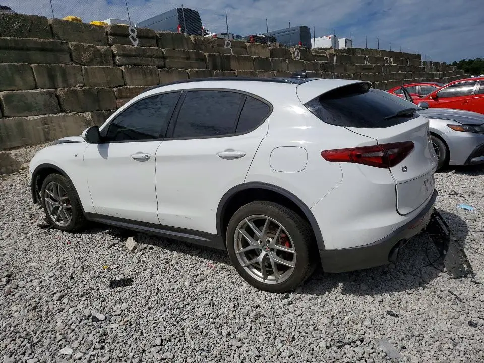 2022 ALFA ROMEO STELVIO TI  