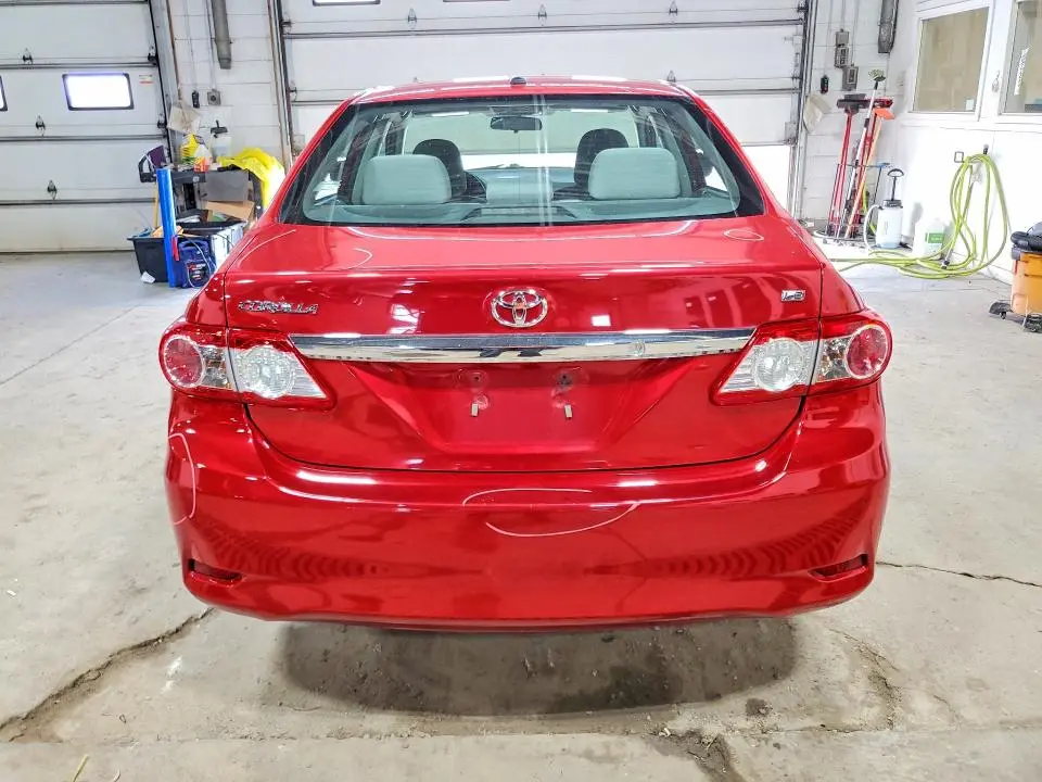 2011 TOYOTA COROLLA LE  