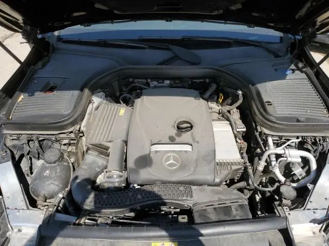 2018 MERCEDES-BENZ GLC 300  