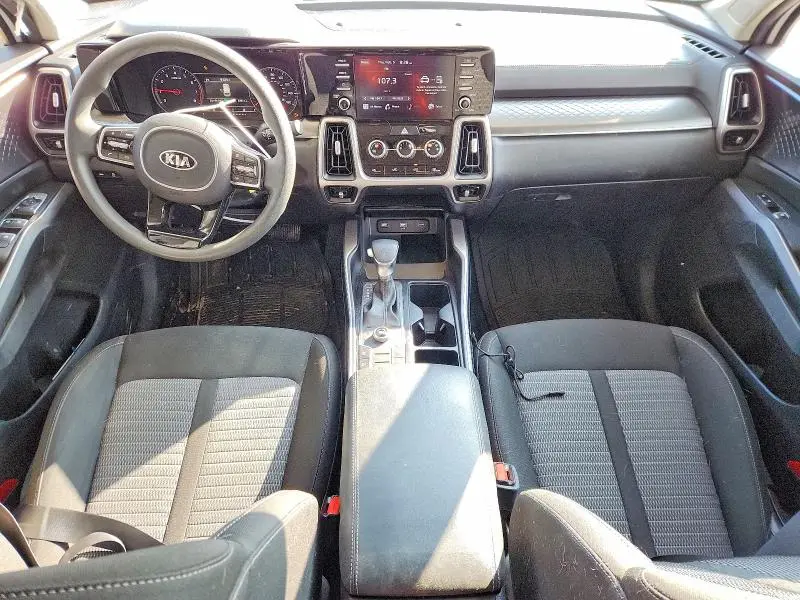 2021 KIA SORENTO LX  