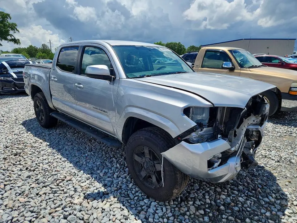 2016 TOYOTA TACOMA SR5 V6  
