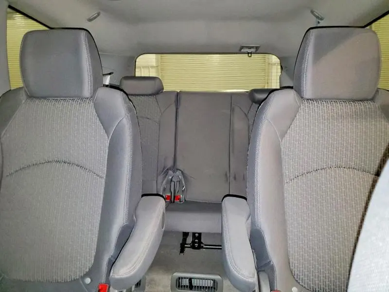 2011 CHEVROLET TRAVERSE LT  