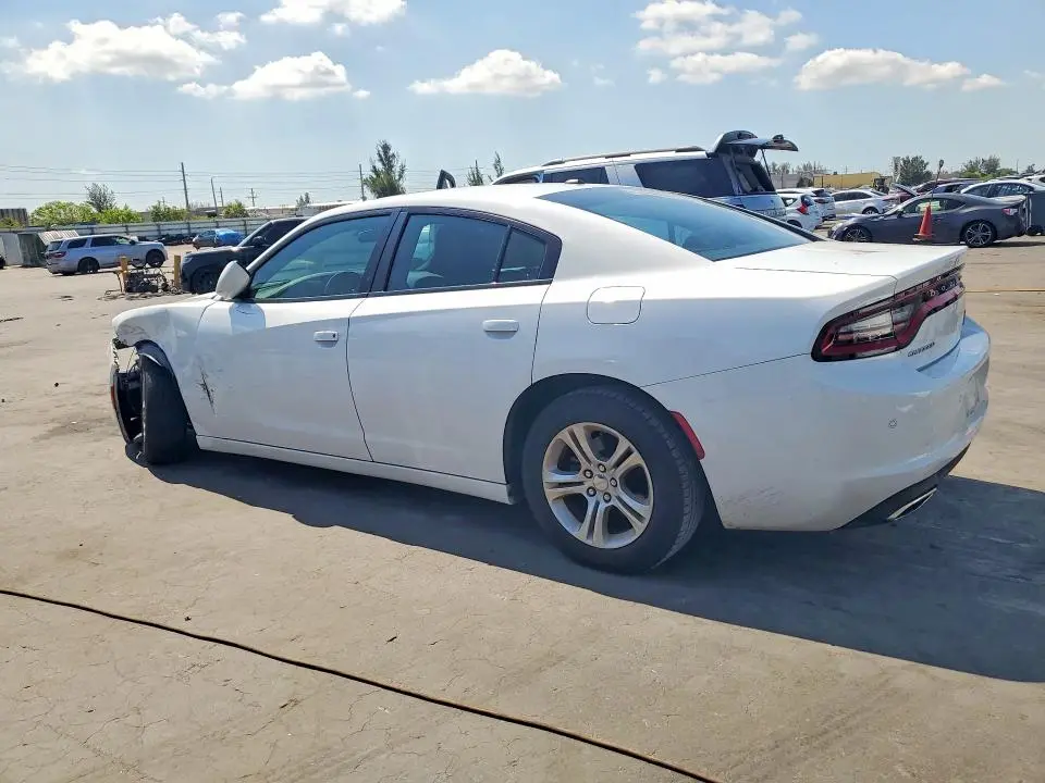2022 DODGE CHARGER SXT  