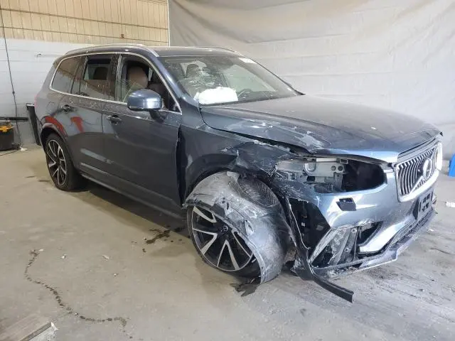 2020 VOLVO XC90 T6 MOMENTUM  