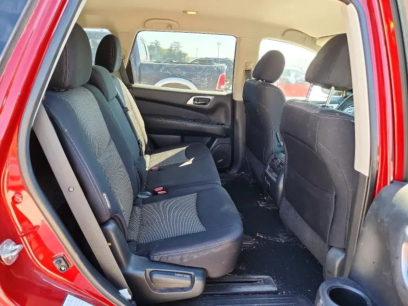 2019 NISSAN PATHFINDER SV  