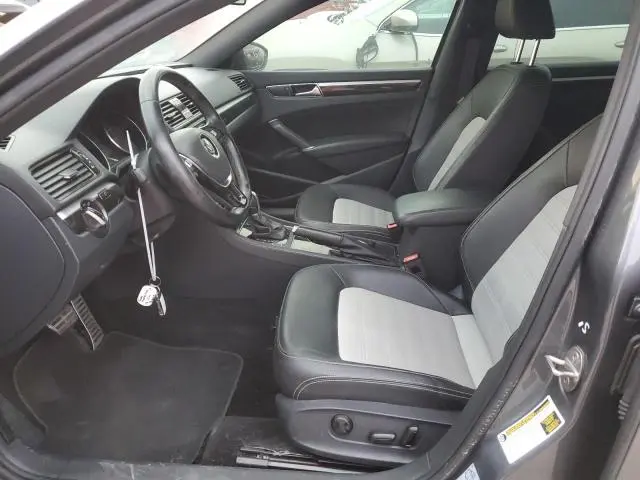 2018 VOLKSWAGEN PASSAT GT  